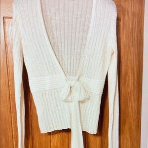 George Cream V-Neck Sweater with Ribbed Knit